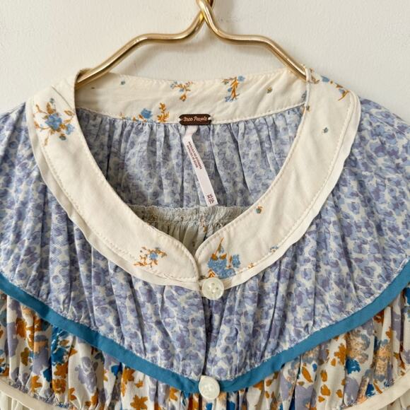 Free People Paloma Prairie Peasant Blue Floral Blouse in Tea Combo XS - Picture 11 of 12